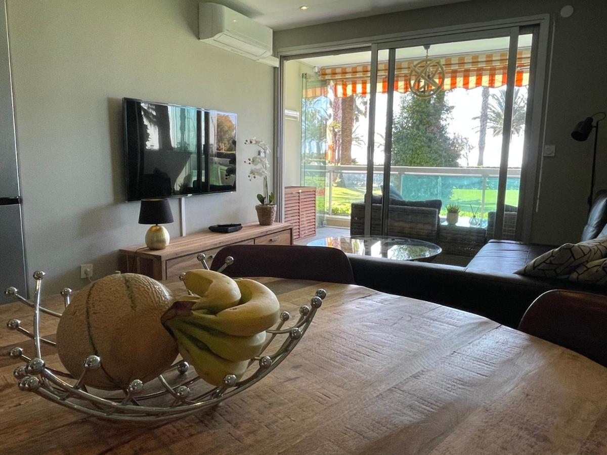4-Star Beachfront Appartment- Sea View Cannes Buitenkant foto
