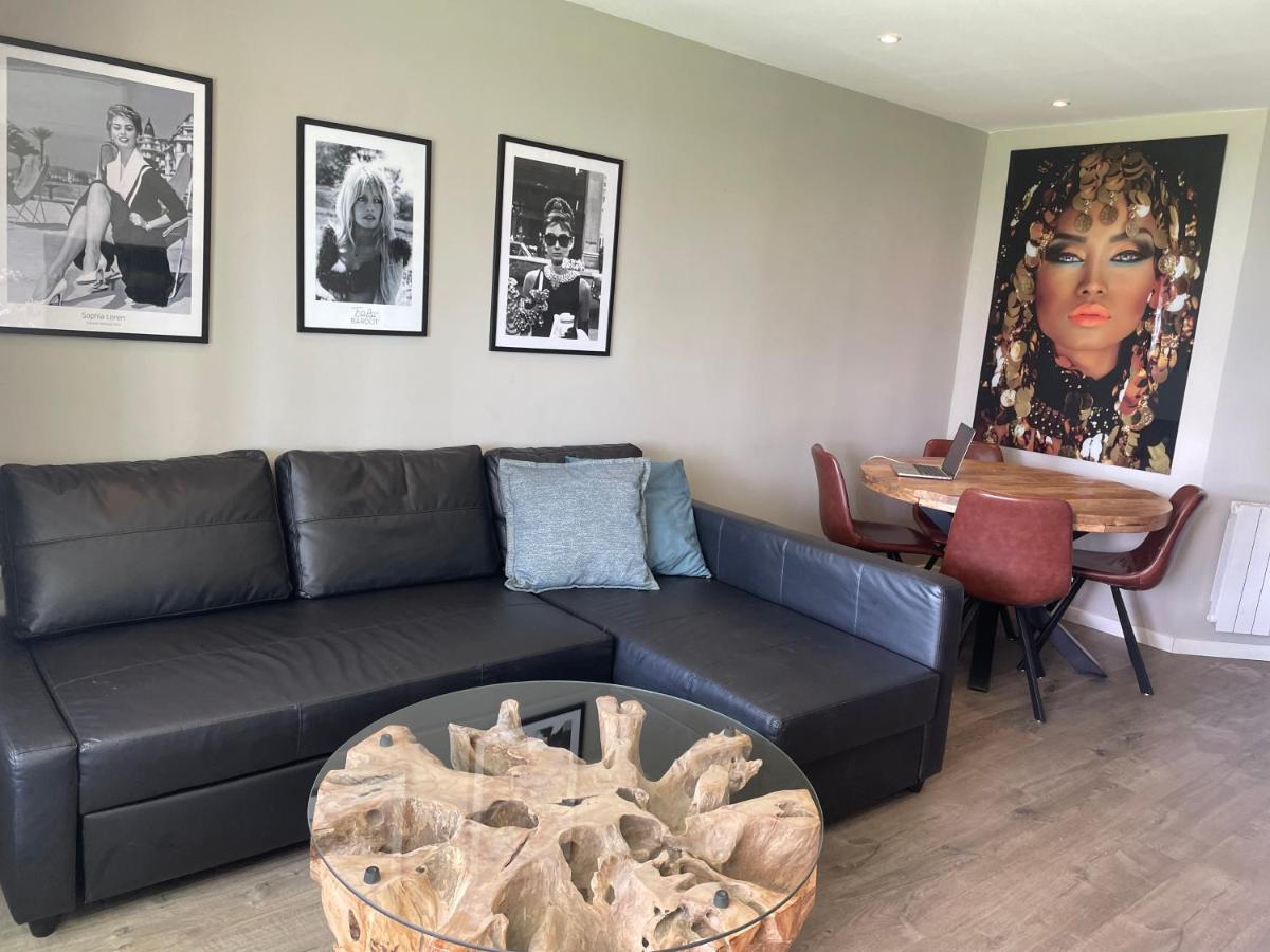 4-Star Beachfront Appartment- Sea View Cannes Buitenkant foto