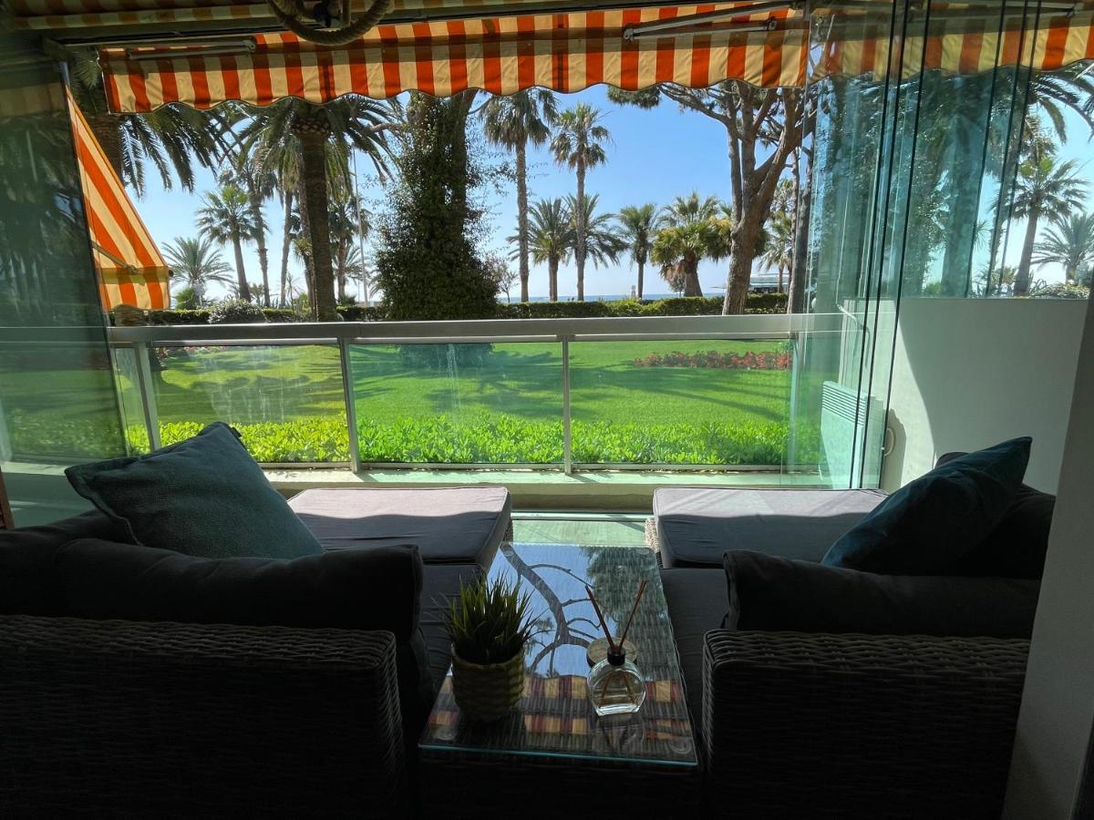 4-Star Beachfront Appartment- Sea View Cannes Buitenkant foto